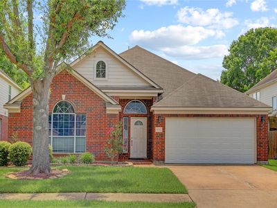 19047 Country Square Dr