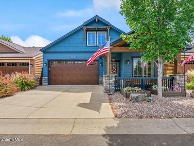 882 Waterloo Ln