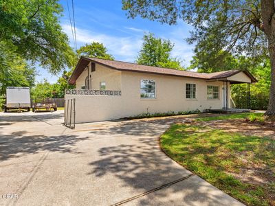 920 Mulberry Ave