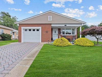 16 Speighstown Place