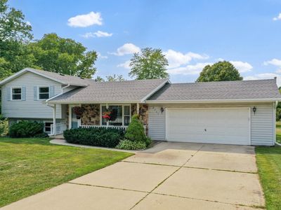 2262 Hazen Rd