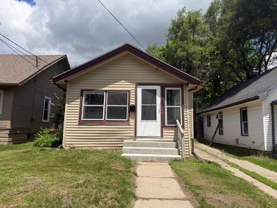 385 Central Ave