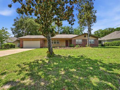 98 Country Club Rd