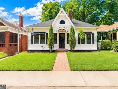 1688 Neely Ave