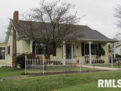 Property at 195 E Market St, Elizabethtown, IL