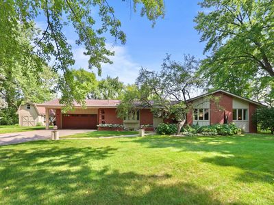 2502 Island View Dr