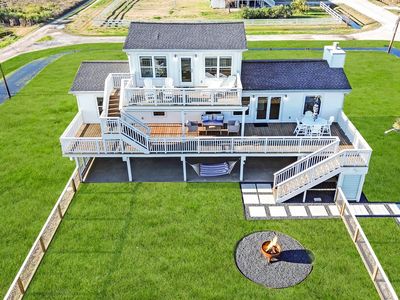 3913 Eleven Mile Rd