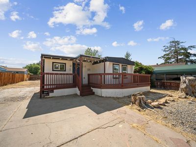 562 Eastwood Dr