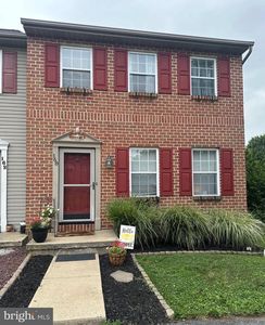 168 Foxchase Dr