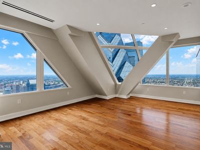 50 S 16th St Unit 5303