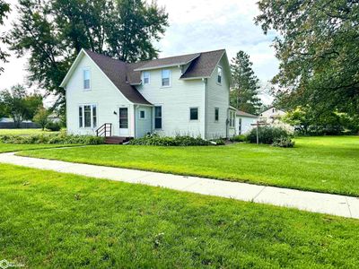 401 Iowa Ave