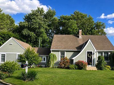 41 Knoll Avenue
