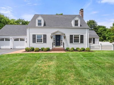 37 Salisbury Dr
