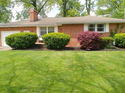 Property at 338 Mansell Dr, Youngstown, OH