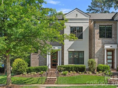 2023 Lynnwood Dr