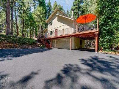3986 Garnet Rd