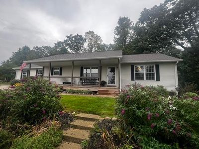 102 Hunters Trail Ct
