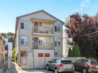 3315 Claremont Avenue S