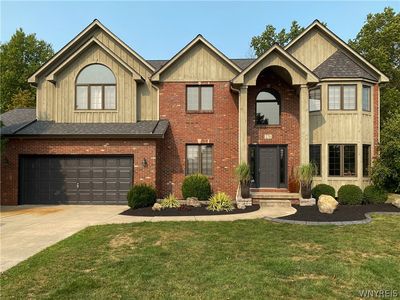 270 Woodstream Dr