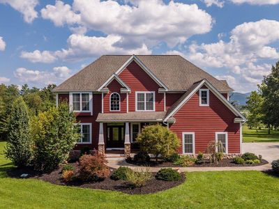 2114 Mocking Bird Ln