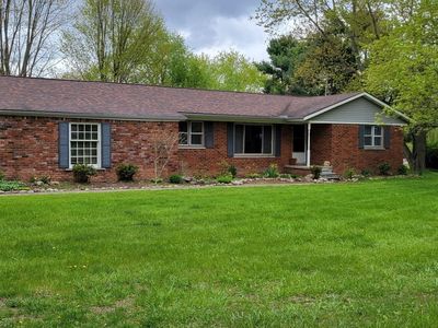 3293 Weygant Dr