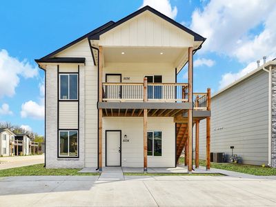 5534-5536 N Bressler Dr