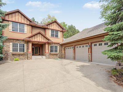 433 Majestic Ct