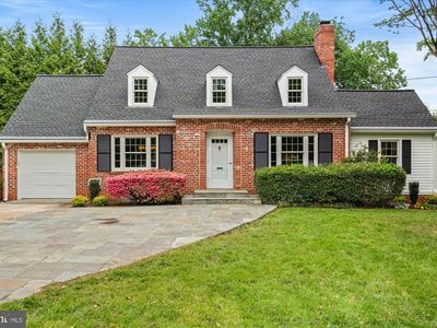 5511 Bradley Blvd