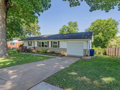 412 Woodland Dr