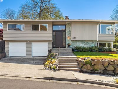 810 Walnut Street