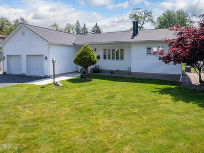 14 Lee Avenue