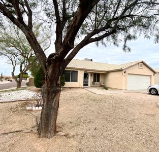 1918 S Ocotillo Dr