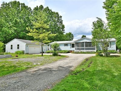 826 Bristol Champion Townline Rd NE