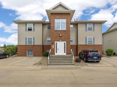 10 Cherry Ct APT 1
