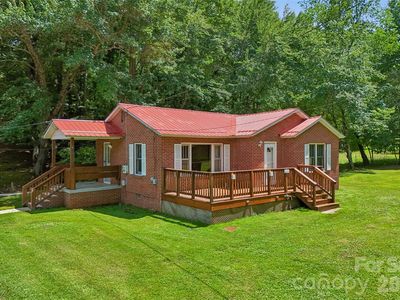 611 Reeves Cove Rd