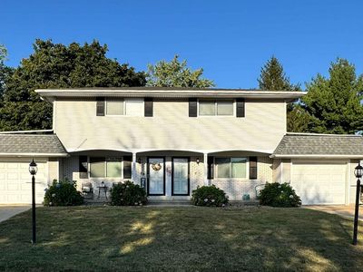 6001 & 6003 N Imperial Dr