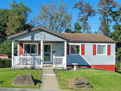 1565 Loretta Dr