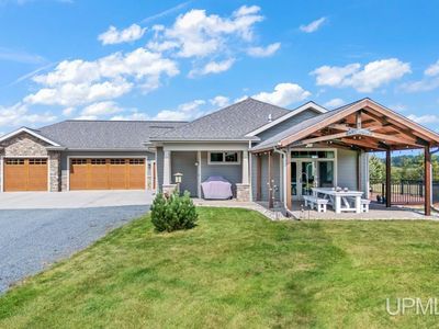 W6720 Maplewood Dr