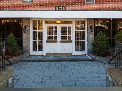 150 S Ocean Avenue #4P