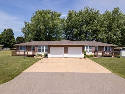 1607-1609 East UPHAM STREET