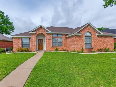 2125 Live Oak Dr