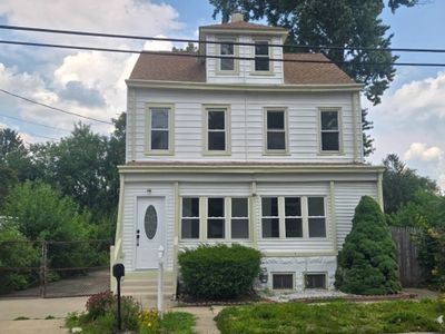 134 Grand Ave
