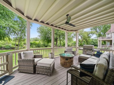 401 Abbey Ridge COURT