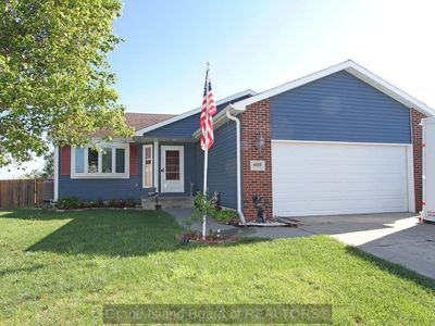 4100 W Huntington Ave