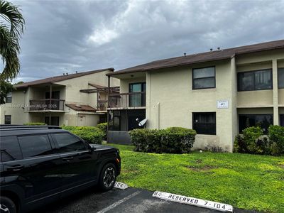 425 NW 210th St APT 102