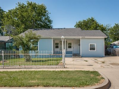 1225 W Boyce Ave