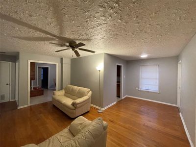 4403 Trailwood Dr