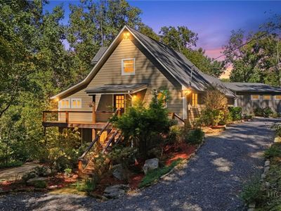 2711 Rabbit Hop Road