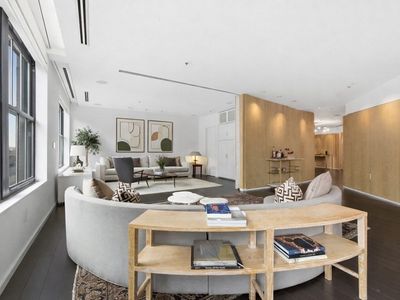 9 W Broadway #618
