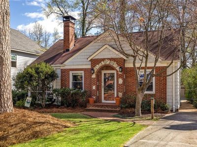 2490 Jefferson Ter